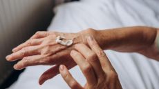 ابتكار صيني ينقل الإنسولين عبر الجلد بكريم موضعي