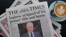 بعد ارتباط اسمه بإبستين.. الشرطة البريطانية تعتقل الأمير أندرو
