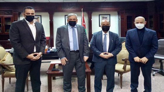 النائب ابو حسان والحاج توفيق يلتقيان وزير الصحة