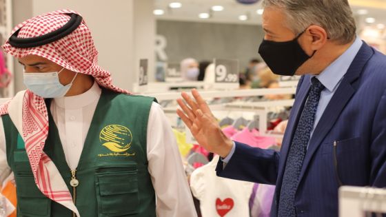 “مركز الملك سلمان” و”الخيرية الهاشمية” يدشنان مشروع كسوة العيد في الأردن