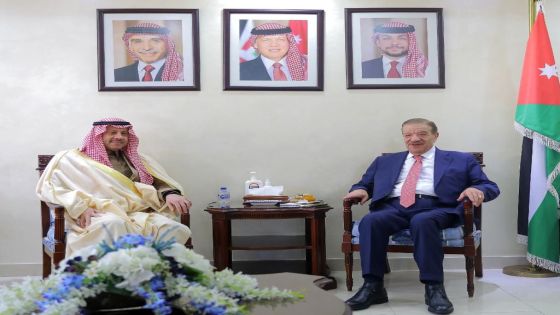 الدغمي يستقبل السفير السعودي في عمان