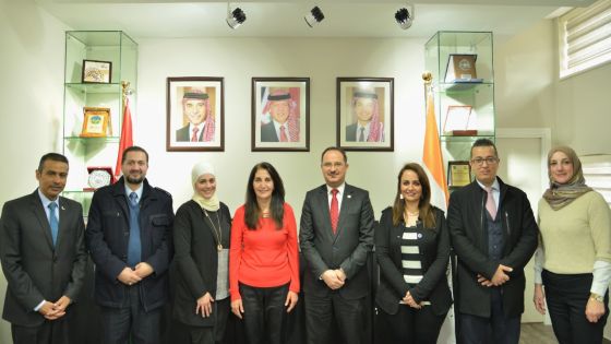 منح الجامعة الألمانية الأردنية عضوية جائزة الحسن للشباب