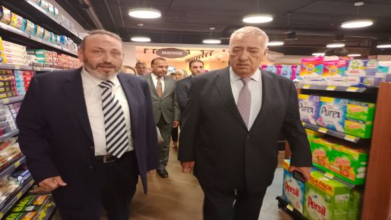ناصر الدين يفتتح السوق الخامس من أسواق فاميلي باسكيت في عبدون مول