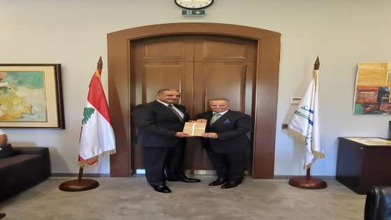 وزير الثقافة اللبناني يستقبل المحامي فيصل الخزاعي الفريحات