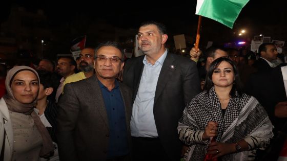 احزاب وطنية تنفذ وقفة تضامنية نصرة للأهل في غزة