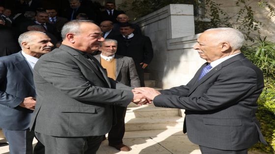 المهندس عبدالحكيم محمود الهندي يكتب : “أبو حسن” .. مندوب الملك الذي “فتح الأبواب” وطبّبَ الجراح