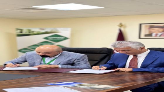الكلية الجامعية الوطنية للتكنولوجيا توقع مذكرة تفاهم وتعاون مع جمعية آفاق لدعم الطالب المحتاج والمتعثر