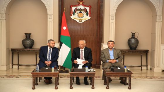 *خلال لقائه وفدا من أبناء عشيرة الشويات* *العيسوي: الأردن بقيادة الملك يواجه تحولات الإقليم بثوابت راسخة ويواصل مسيرته كصوت للحق وركيزة للاستقرار*