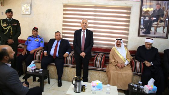 مندوباً عن الملك وولي العهد.. العيسوي عشيرتي الحسبان والعبادلة