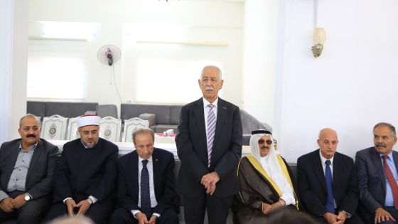 مندوباً عن الملك وولي العهد …العيسوي يعزي بوفاة الوزير والبرلماني الاسبق عبدالرزاق طبيشات