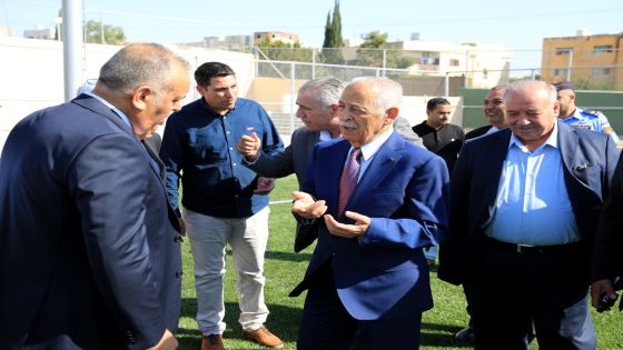 رئيس الديوان الملكي يتفقد مشاريع مبادرات ملكية في محافظة مادبا