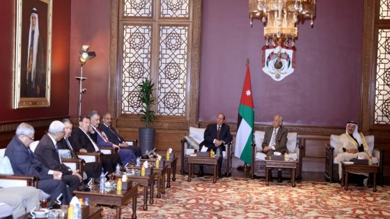 العيسوي يلتقي عدداً من كبار الضباط المتقاعدين العسكريين