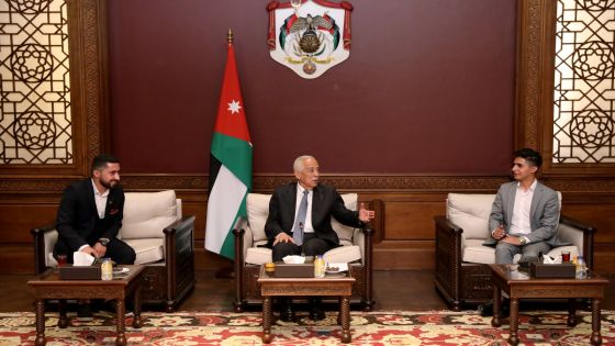 رئيس الديوان الملكي يلتقي وفداً شبابياً من مبادرة “نقطة ابتكار”