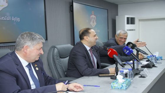 المومني يلتقي رئيس وأعضاء وفد جمعية عَون الثقافية الوطنية