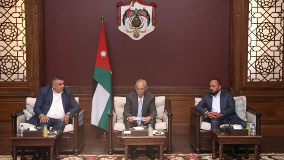 رئيس الديوان الملكي يلتقي  وفداً من أبناء عشيرة الغنيمات
