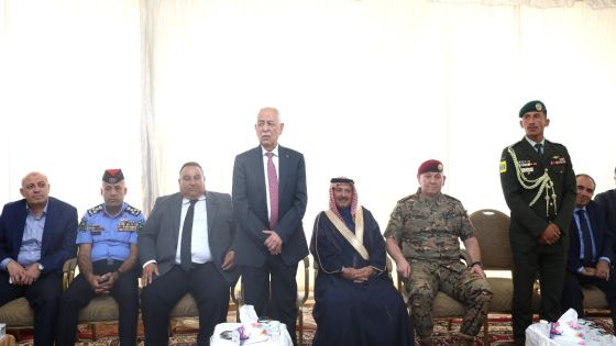 مندوباً عن الملك وولي العهد العيسوي يعزي عشائر بني خالد والسردية
