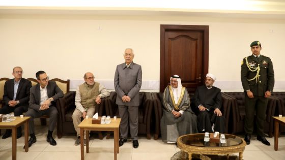مندوباً عن الملك وولي العهد. العيسوي يعزي آل ياغي