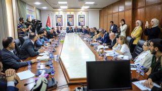 “العمل النيابية” تناقش ظاهرة انتشار الكلاب الضالة وأبو رمان يقترح تعويضًا بقيمة 5000 دينار للاصابات