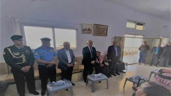 مندوباً عن الملك وولي العهد العيسوي يعزي عشيرة السعيدات