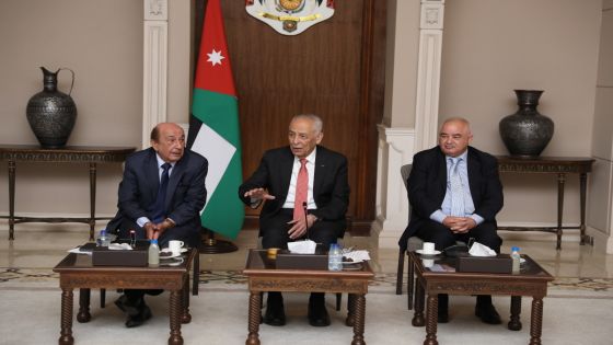 العيسوي يلتقي فعاليات أكاديمية ومجتمعية وشعبية