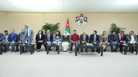 استقبلهم رئيس الديوان الملكي الهاشمي 400 شاب وشابة في الديوان الملكي يؤكدون وقوفهم خلف القيادة الهاشمية وصناعة المستقبل