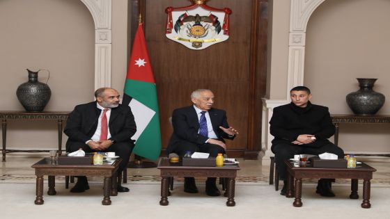 العيسوي يلتقي مؤثرين على منصات التواصل الاجتماعي ومعلمين