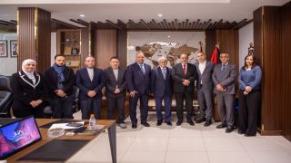 جمعية الفنادق الأردنية والنقابة العامة للعاملين في الخدمات العامة توقعان اتفاقية عمل جماعي لتعزيز حقوق العاملين وتطوير القطاع الفندقي