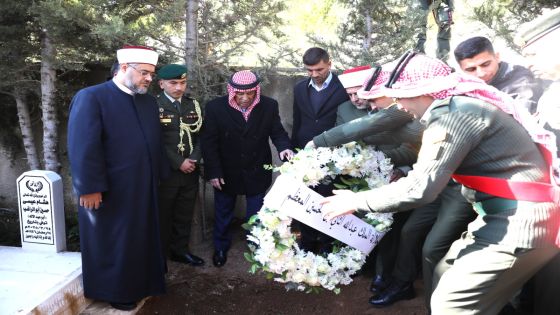 مندوباً عن الملك وولي العهد… العيسوي يشارك في تشييع جثمان رئيس الوزراء الأسبق علي أبو الراغب