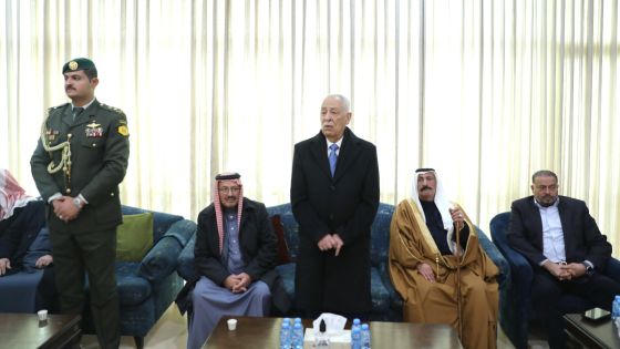 مندوباً عن الملك وولي العهد… العيسوي يعزي عشائر القطارنة وزوغانه وأبوحمور والطوال