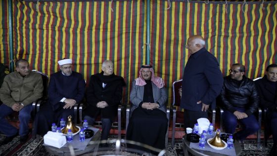 مندوباً عن الملك وولي العهد.. العيسوي يعزي عشائر الشوابكة والغويري والبلوش