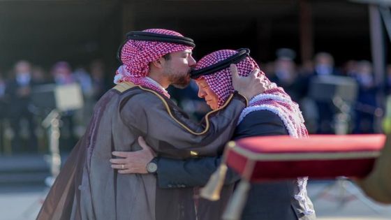 أسرة مول النافورة تهنئ الملك بعيد ميلاده