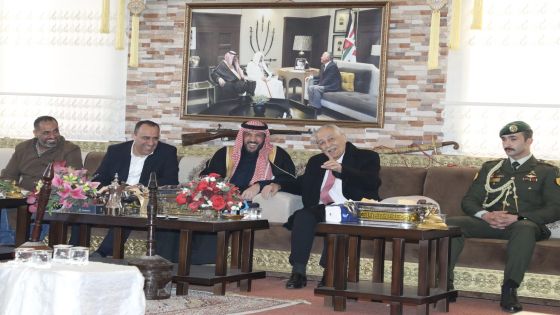 مندوباً عن الملك وولي العهد… العيسوي يعزي عشيرتي  الحويان وأبو الريش