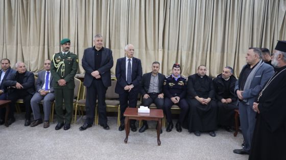 مندوباً عن الملك وولي العهد.. العيسوي يعزي عشيرة السميرات