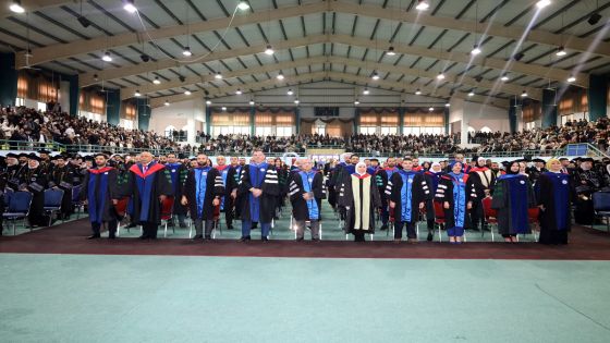 جامعة فيلادلفيا تحتفي بخريجي الفوج (32) برعاية رئيسها الجراح