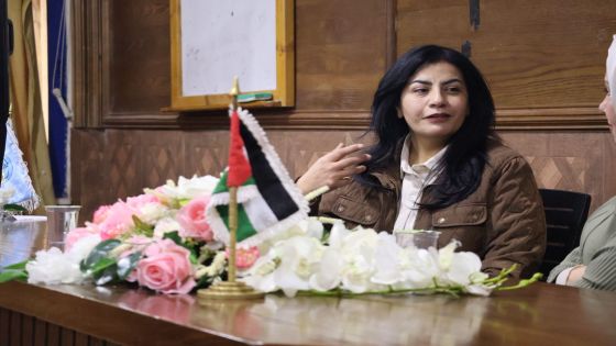 الدكتورة مرام أبو النادي بمحاضرة في جامعة الزرقاء عن تمكين الشباب المبدع ثقافيا.