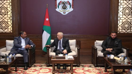 رئيس الديوان الملكي الهاشمي يلتقي وفداً من “أكاديمية شباب الكرك