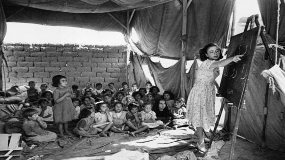 صورة من عام 1949 تشير إلى دور المرأة الاردنية في التعليم