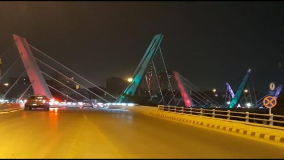 إضاءة جسر عبدون بألوان العلم الفلسطيني تضامنا مع الشعب الفلسطيني