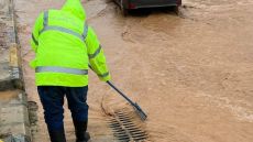 بلدية مادبا تحدد 13 بؤرة ساخنة للتعامل مع الأمطار الغزيرة