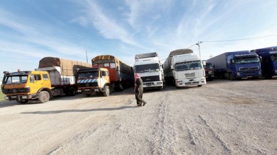 سوريا تفرض غرامات على شاحنات تستعد لدخول الاردن
