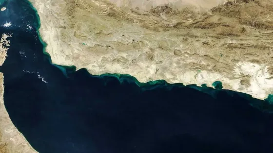 النفط يتجاوز 100 دولار مع إعلان أمريكا حصار موانئ إيران