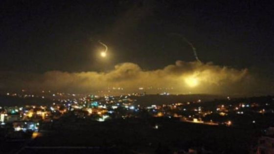 قنبلة ضوئية إسرائيلية في الأراضي اللبنانية