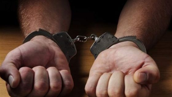 توقيف أشخاص أطلقوا هتافات مظللة ومسيئة بحق الدولة في مسيرات بوسط البلد
