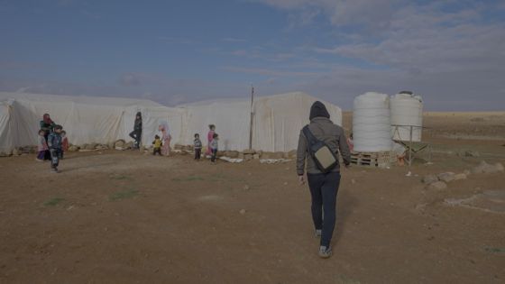 قلبي اطمأن يتمنى غلق مخيمات اللاجئين والنازحين في العراق والأردن ولبنان