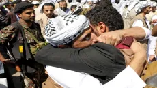 بينهم سعوديون .. اتفاق لتبادل 2900 أسير بين الحكومة اليمنية والحوثيين