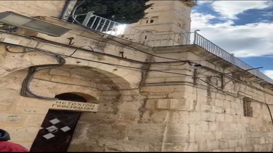 شاهد القدس كما لم ترها من قبل …مقطع مصور يظهر عمق التسامح الديني بين المقدسيين في احياء القدس القديمة