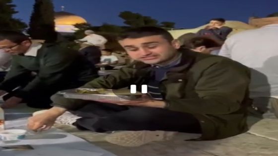 فيديو/ الشيف التركي الشهير “بورك”… وموائد الرحمن في المسجد الاقصى