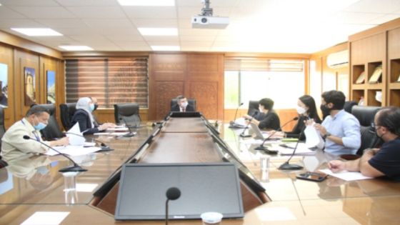 أبو قديس يلتقي فريق الخبراء الكوري لاطلاعهم على التطورات الخاصة بمشروع كويكا في كليتي الكرك واربد الجامعيتين٩