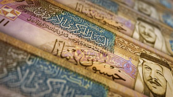 المحروق : لا نية لتأجيل أقساط القروض للشهر الحالي