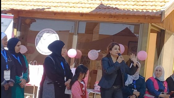 بمناسبة اكتوبر الوردي لجنة صحة المجتمع المحلي ماعين تنظم فعالية لتكريم الناجيات من مرض سرطان الثدي في منطقة ماعين